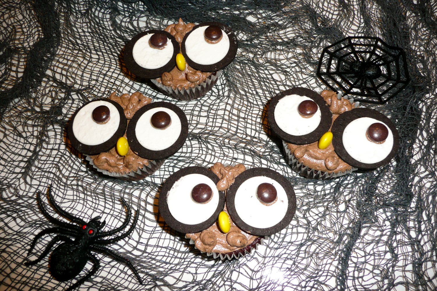 Halloween-Special 2012- &amp;quot;Eulen Cupcakes&amp;quot; - amerikanisch-kochen.de