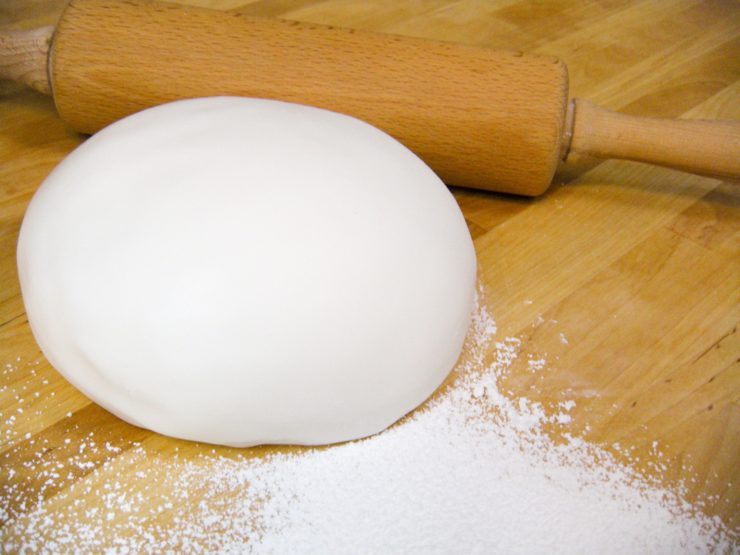 Fondant / Rollfondant (auch ohne Schweine-Gelatine möglich ...