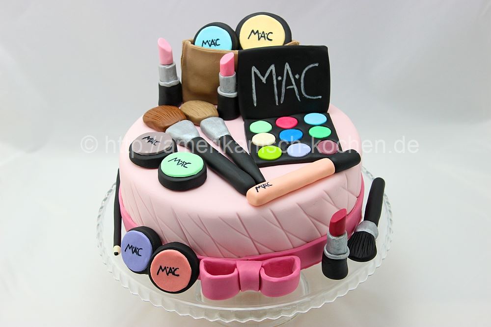 Make Up Cake Make Up Torte How To Make A Make Up Cake