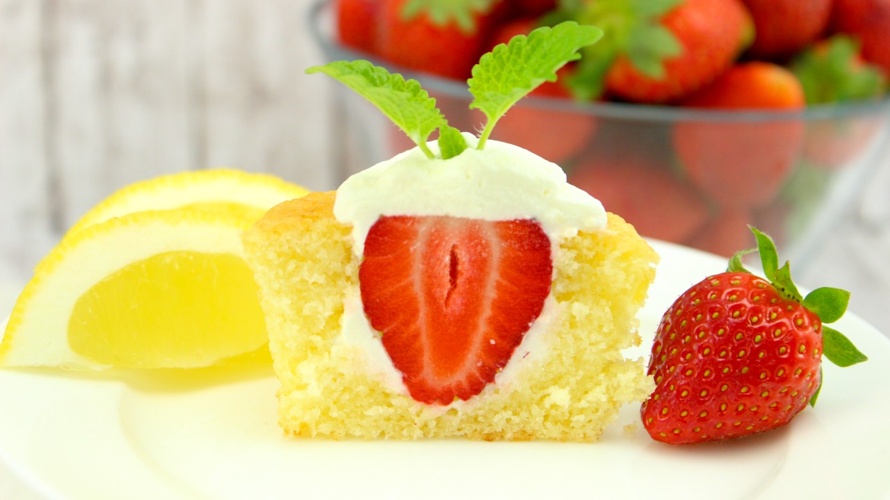 Erdbeer-Zitronen Cupcakes zum Muttertag - amerikanisch-kochen.de
